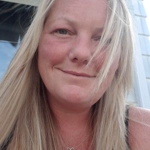 Meet your Posher, Pauline